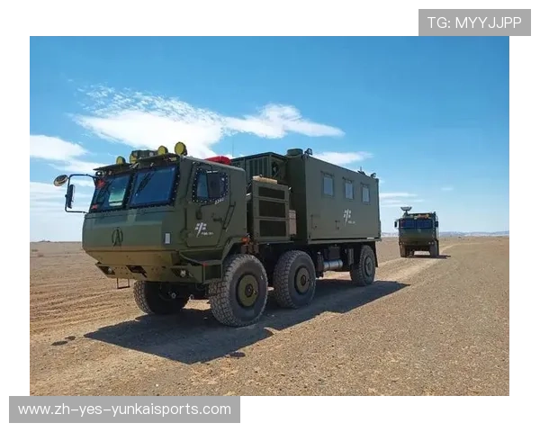 16台北奔重卡承载某兵种装备运输方队受阅